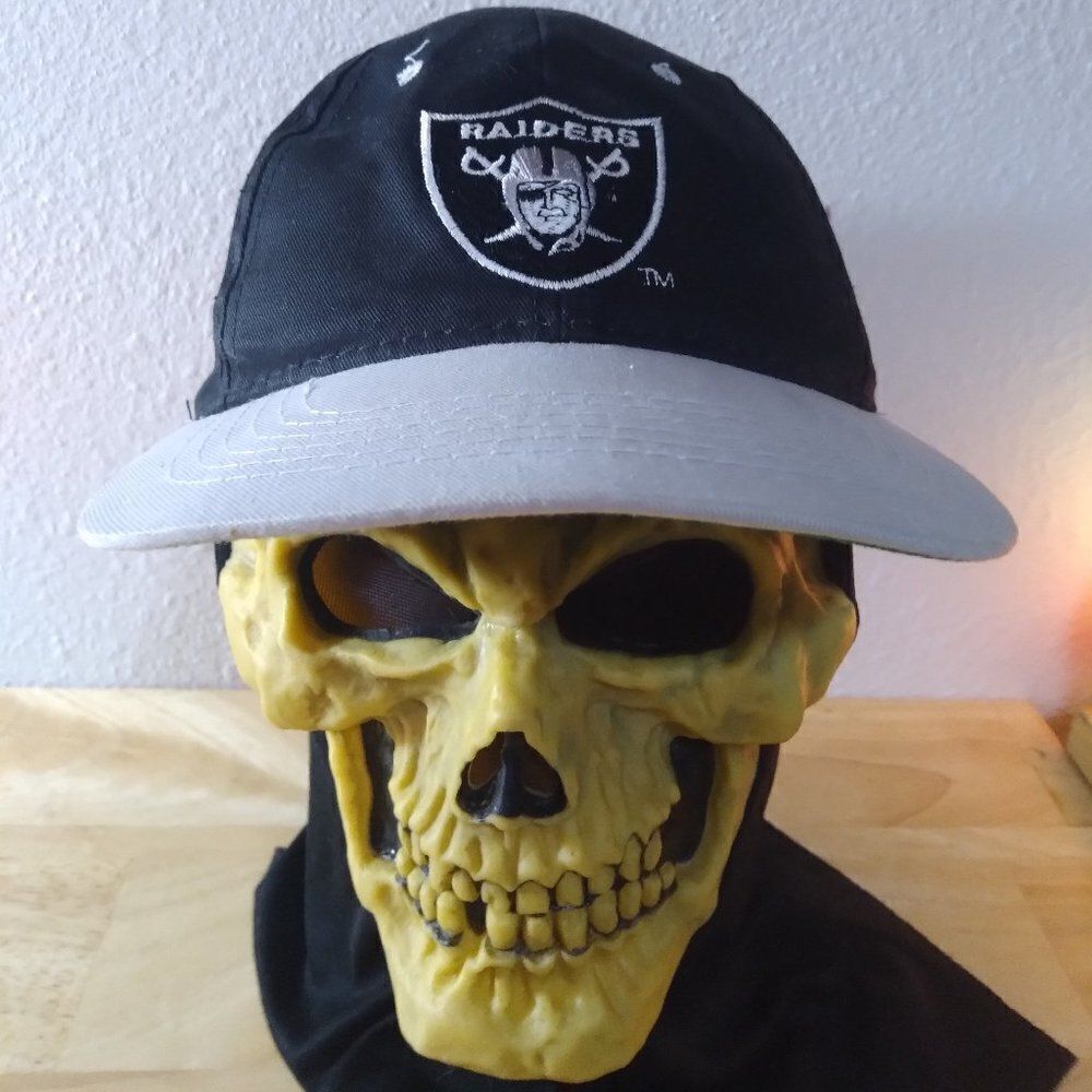 Deadstock Vintage Sports Specialties Oakland Raiders Snap Back Hat Youth